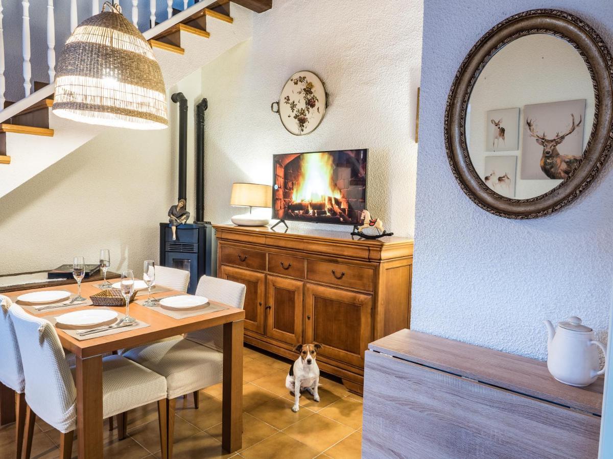 Acogedor Apartamento Entre Montanas Sant Corneli Exterior foto